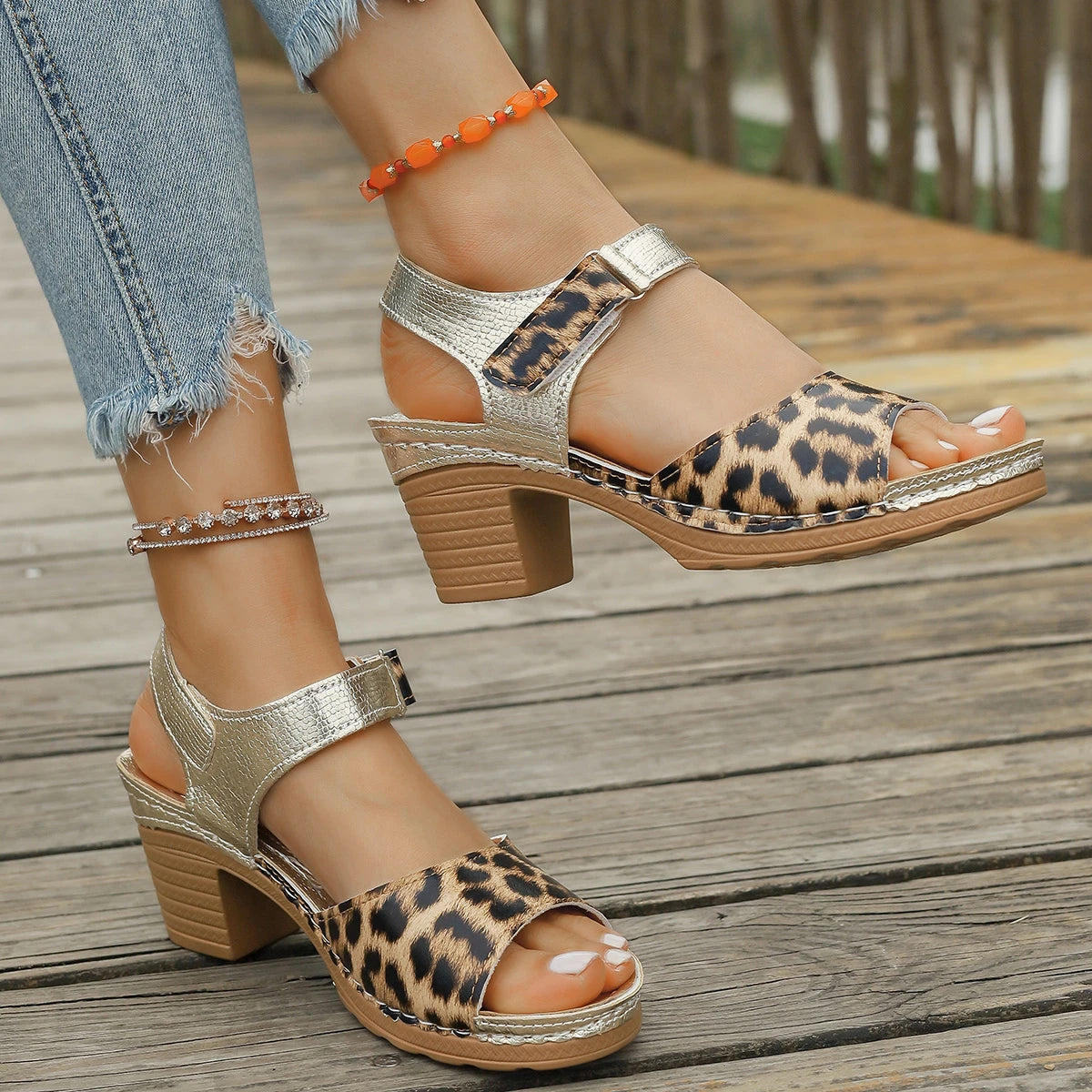 Retro Leopard Print Gold Sandals Women 2025 Summer High Heels Gladiator Sandals Woman Thick Heeled Platform Casual Shoes Mujer