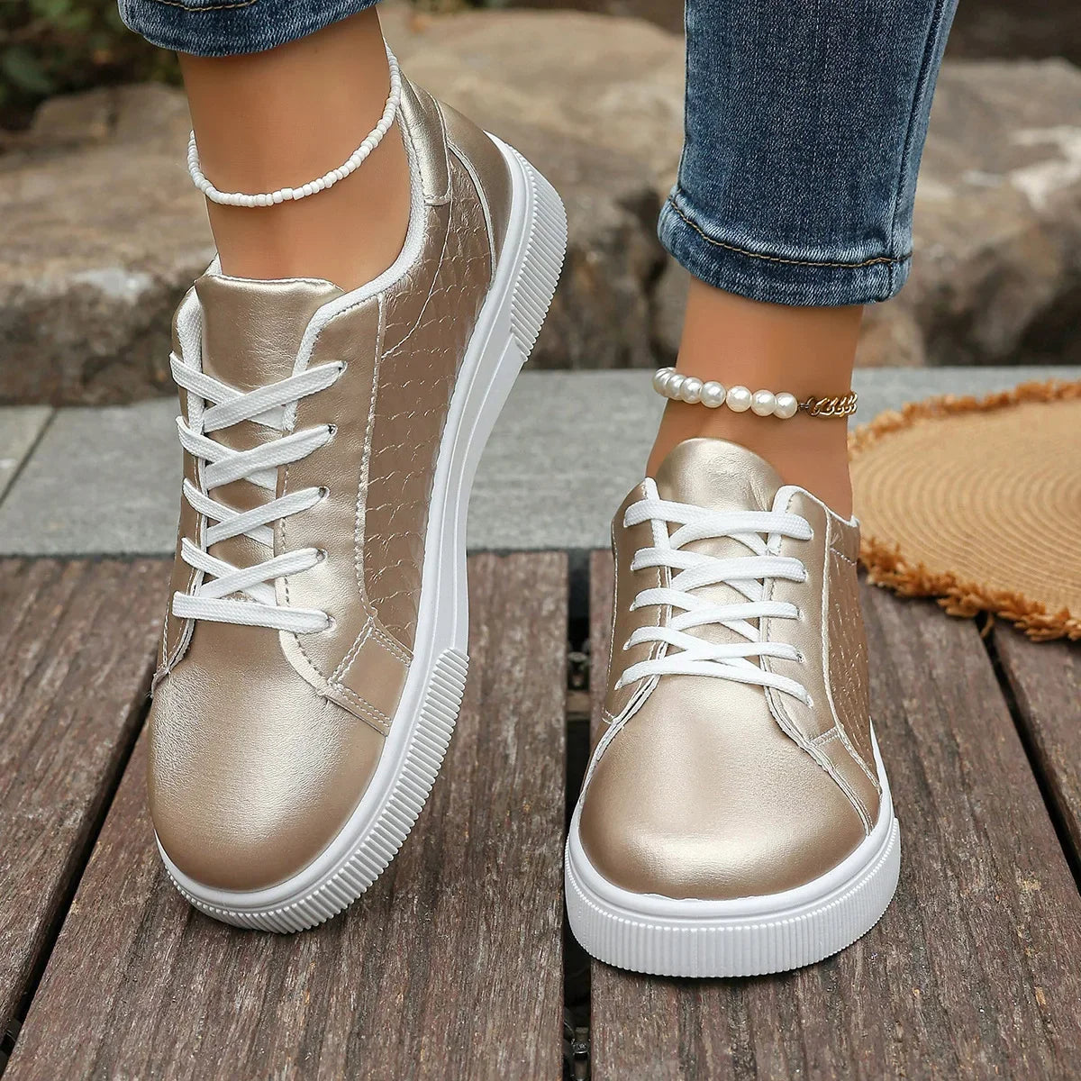 Plus Size 42 Women Gold Sneakers Spring Autumn New Women Fashion Lace-up Soft PU Leather Board Shoes Ladies Casual Shoes