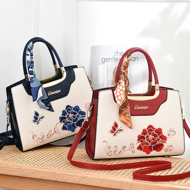 Luxury High Quality embroidered Women Messenger Bag Famous Designer Lady Shoulder Bags Fashionable Trendy Crossbody Sac A Main