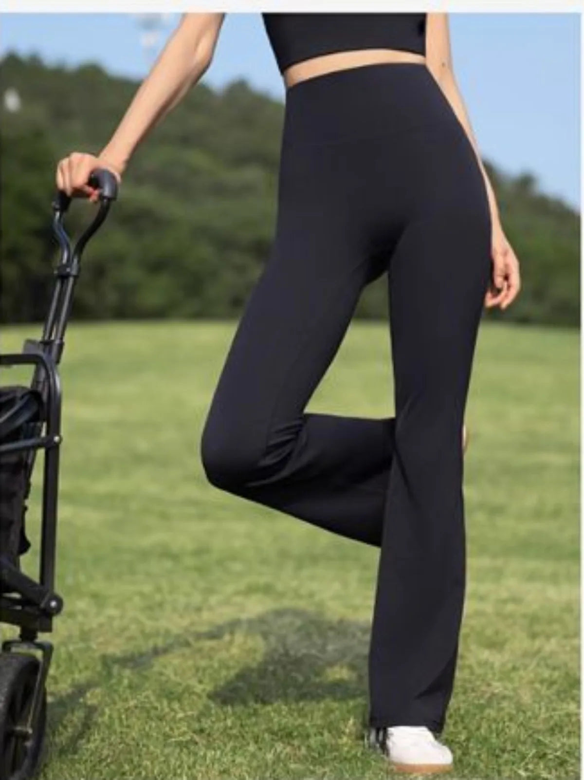 Women's autumn/winter velvet flared pants, thickened and warm, high waisted, tight fitting and cinched belly flared pants, slimm