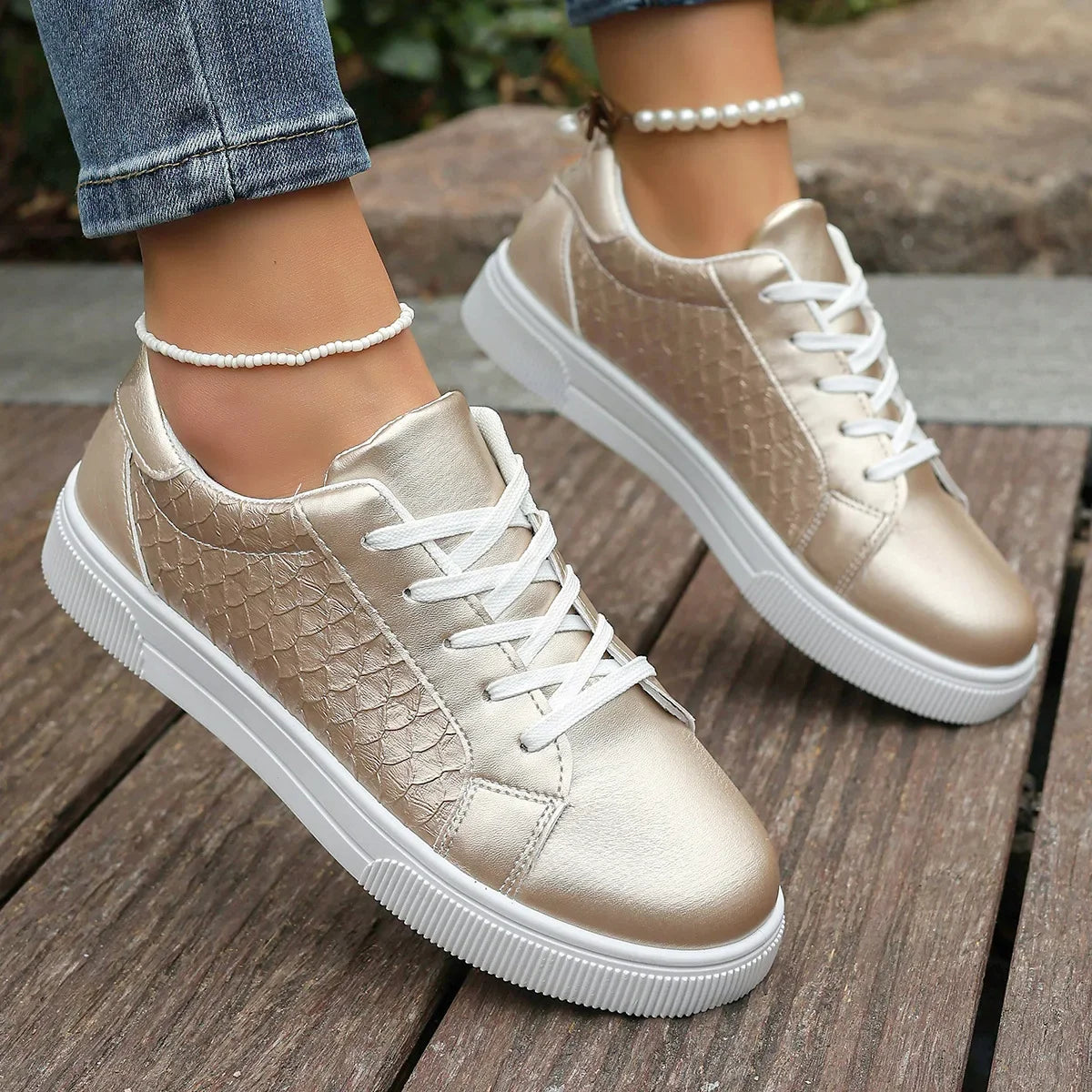 Plus Size 42 Women Gold Sneakers Spring Autumn New Women Fashion Lace-up Soft PU Leather Board Shoes Ladies Casual Shoes