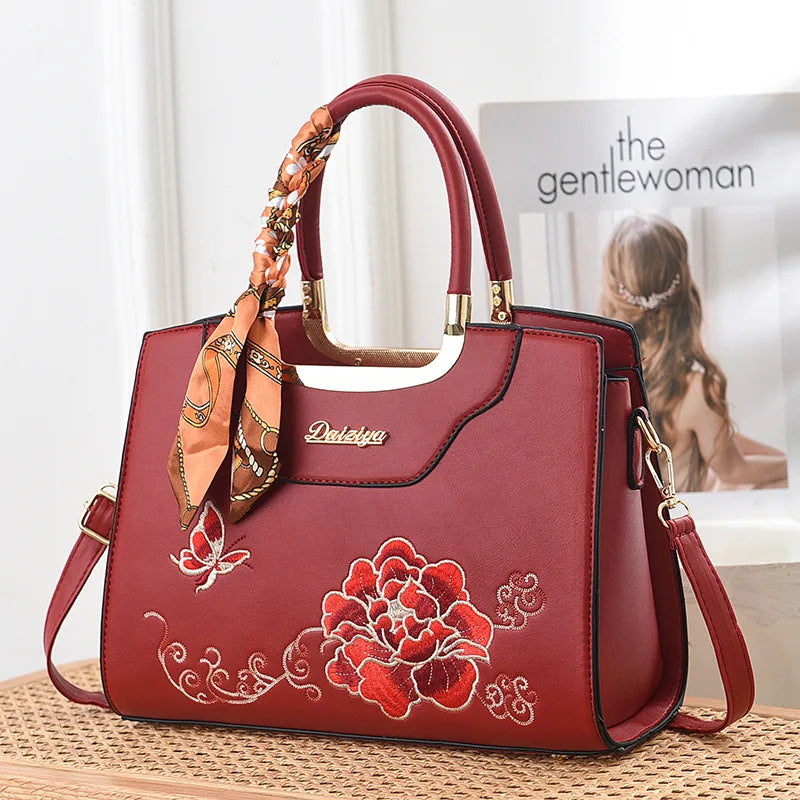 Luxury High Quality embroidered Women Messenger Bag Famous Designer Lady Shoulder Bags Fashionable Trendy Crossbody Sac A Main