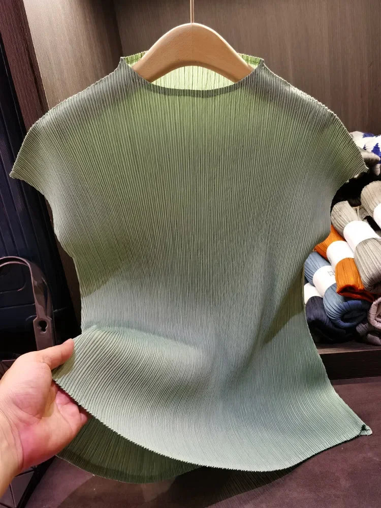 Miyake Versatile Classic Simple Solid Color Stand Up Collar Pleated Top Women Slim Slim Short Sleeve Miyake T-shirt Summer 2024