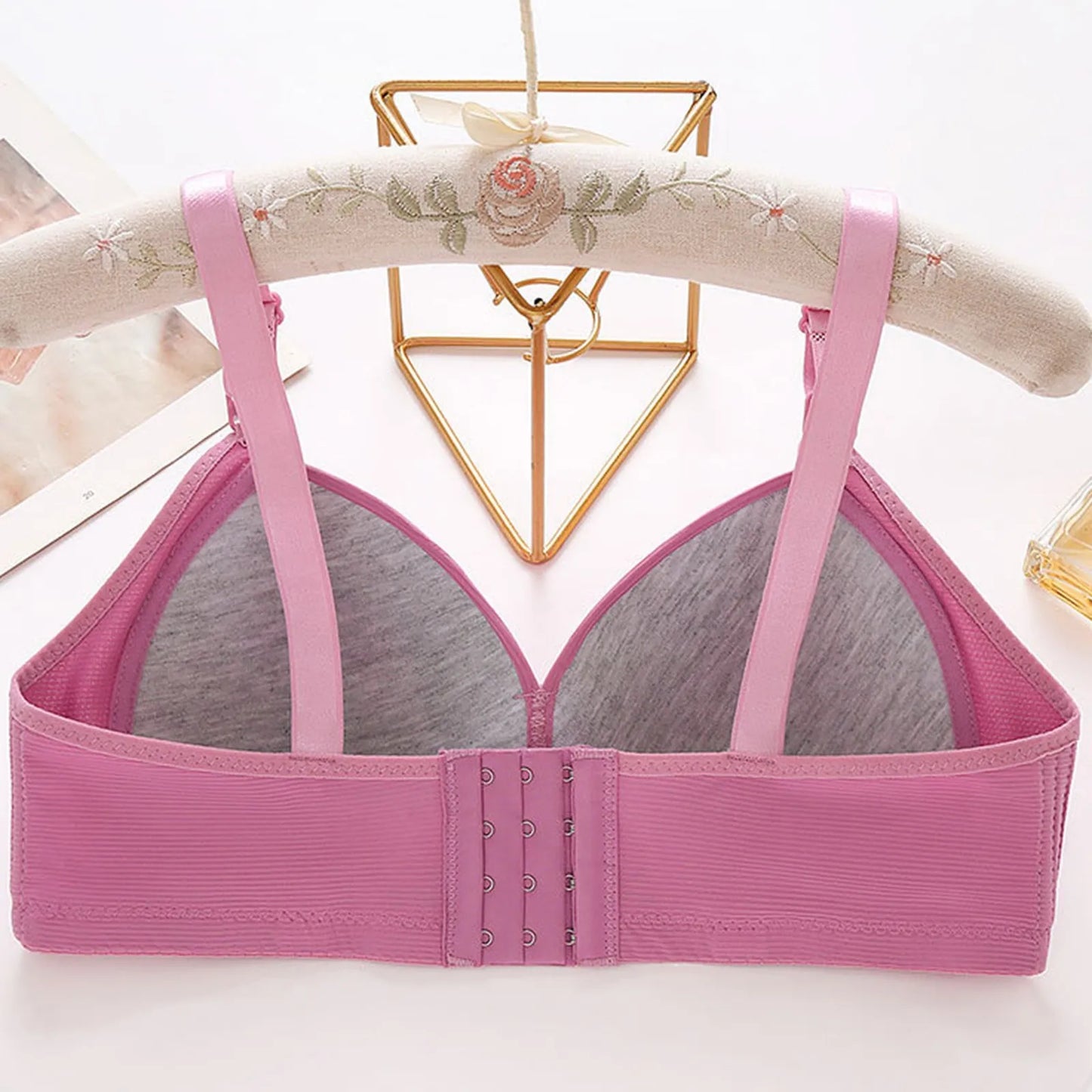 Women's Large Size Wireless Comfortable Breathable Push-Up Women's Underwear Bra