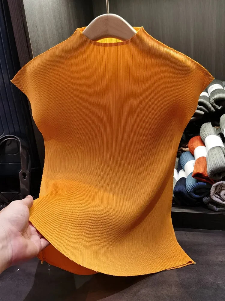 Miyake Versatile Classic Simple Solid Color Stand Up Collar Pleated Top Women Slim Slim Short Sleeve Miyake T-shirt Summer 2024