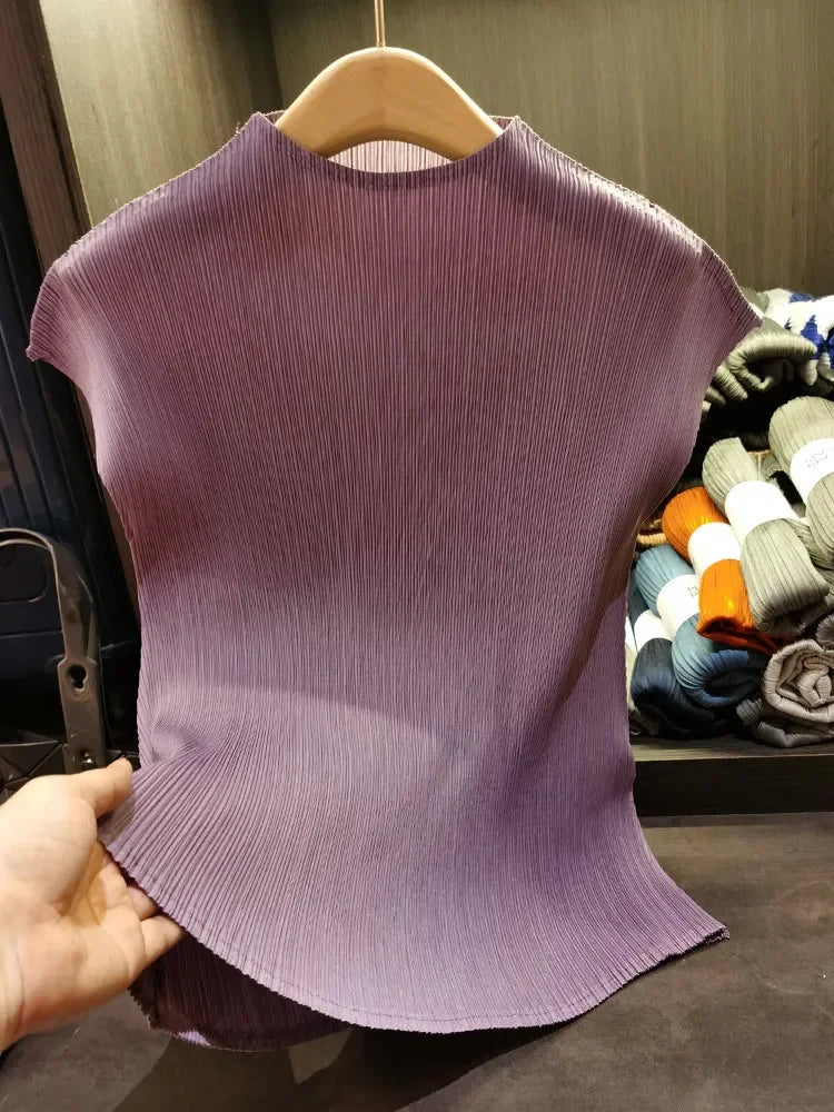 Miyake Versatile Classic Simple Solid Color Stand Up Collar Pleated Top Women Slim Slim Short Sleeve Miyake T-shirt Summer 2024