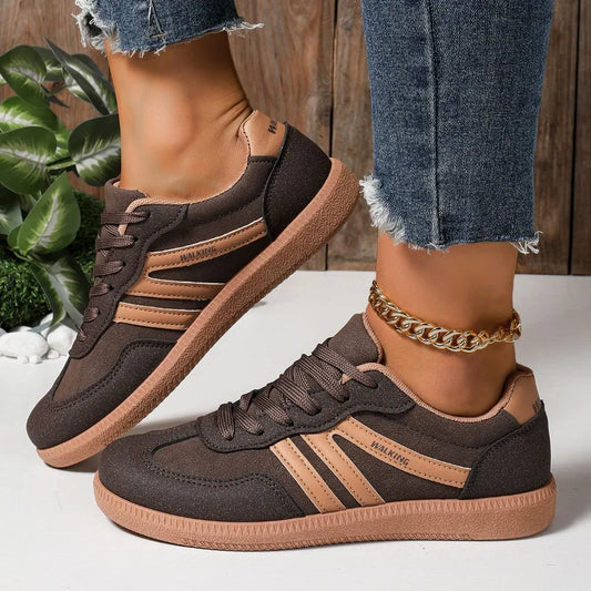 Women Shoes Fashion Casual Flats Vulcanize Shoes Ladies Outdoor Walking Sneakers Women Comfortable Classical Shoes Black White