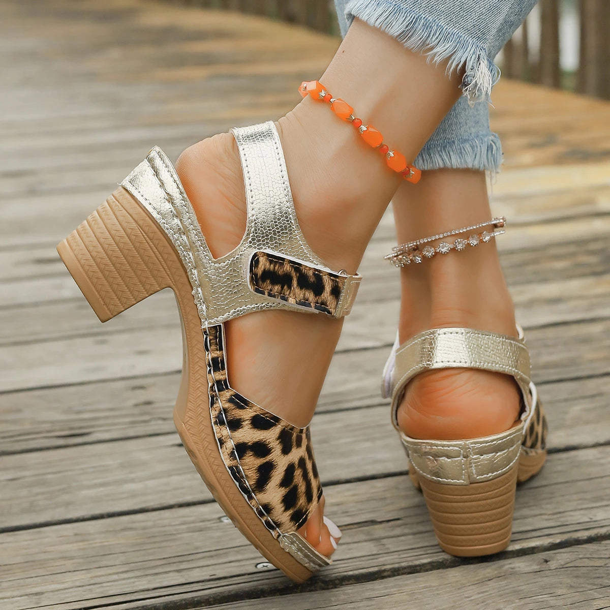 Retro Leopard Print Gold Sandals Women 2025 Summer High Heels Gladiator Sandals Woman Thick Heeled Platform Casual Shoes Mujer